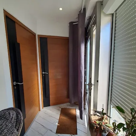 Gite Lumineux Au Dessus D'Un Ancien Commerce Mersois En Duplex Pour 4 Personnes Non Loin Du Centre Ville Et De L'Esplanade Et Du Parking Gratuit Διαμέρισμα *