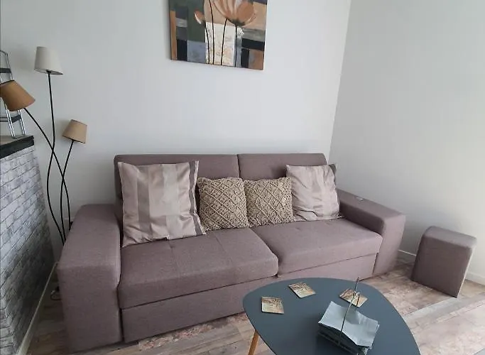 Rénové Et Lumineux A Les Bains Au Dessus D'un Ancien Commerce Mersois En Duplex Pour 4 Personnes Pour Du Repos, Des Ou Pour Le Travail Appartement Mers-les-Bains